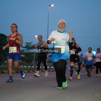 Runner Photo 3435451