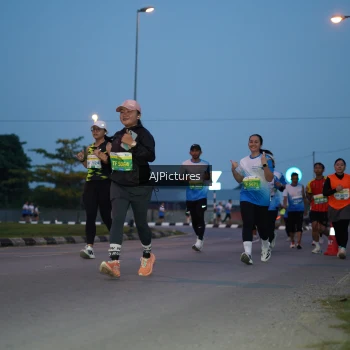 Runner Photo 3435466