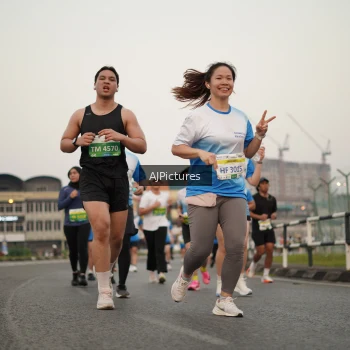 Runner Photo 3435774