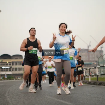 Runner Photo 3435804