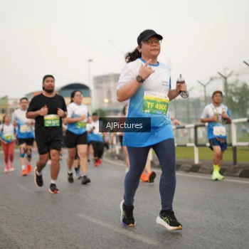 Runner Photo 3436050