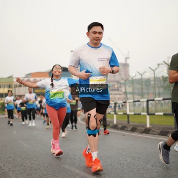 Runner Photo 3436055