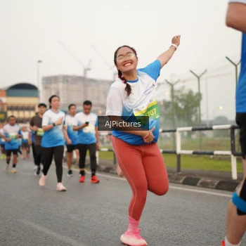 Runner Photo 3436057