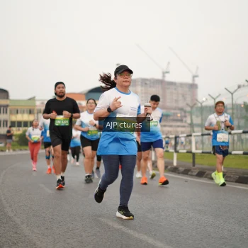 Runner Photo 3436058