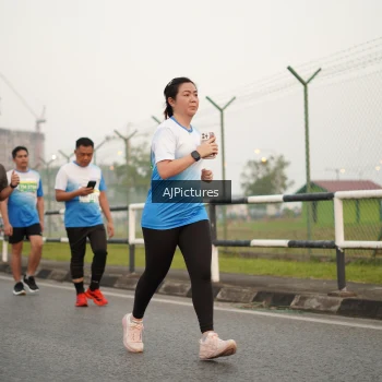 Runner Photo 3436081