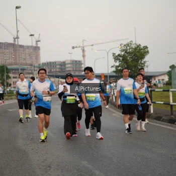 Runner Photo 3436517
