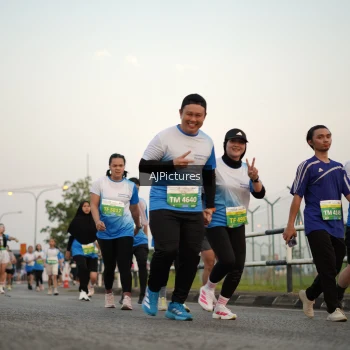 Runner Photo 3436534