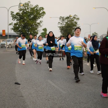 Runner Photo 3436622