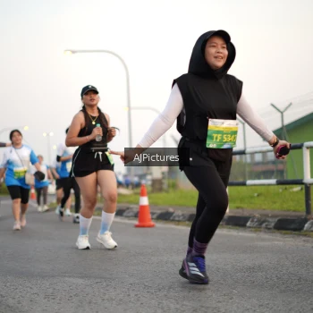 Runner Photo 3436850