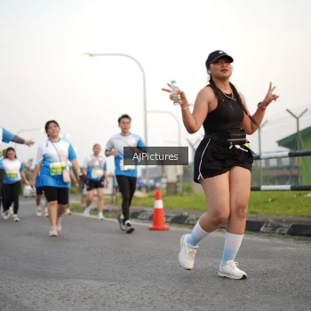 Runner Photo 3436857