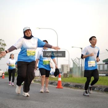 Runner Photo 3436858