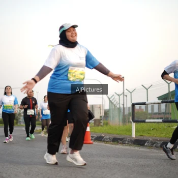Runner Photo 3436860