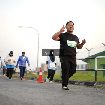 Runner Photo 3436880