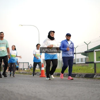 Runner Photo 3436884