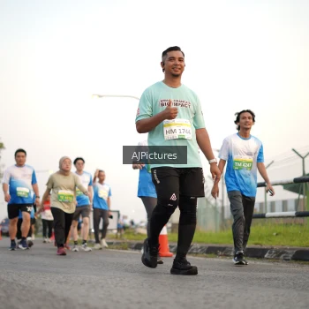 Runner Photo 3436891