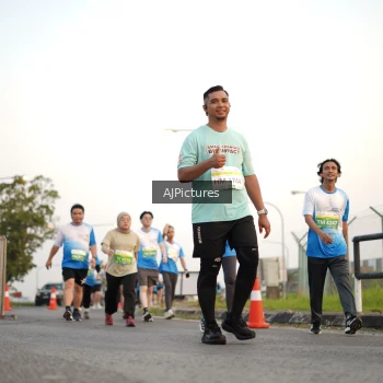Runner Photo 3436892
