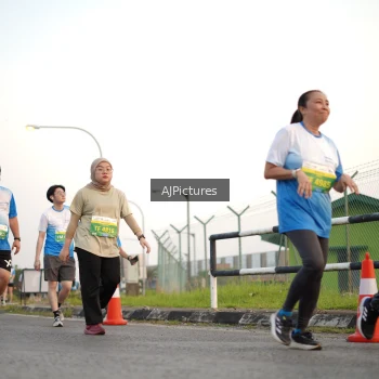 Runner Photo 3436893