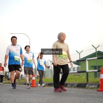 Runner Photo 3436896