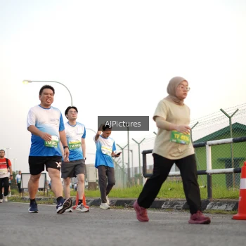 Runner Photo 3436897