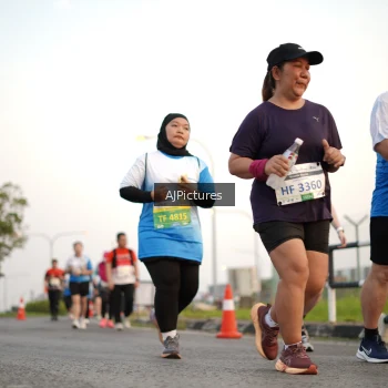 Runner Photo 3436899