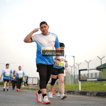 Runner Photo 3436910
