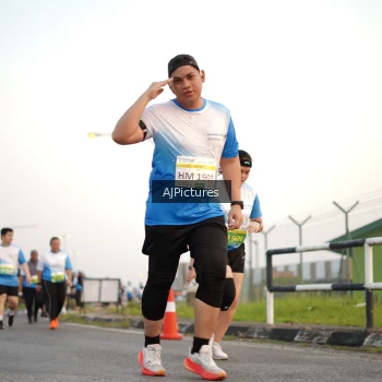 Runner Photo 3436911