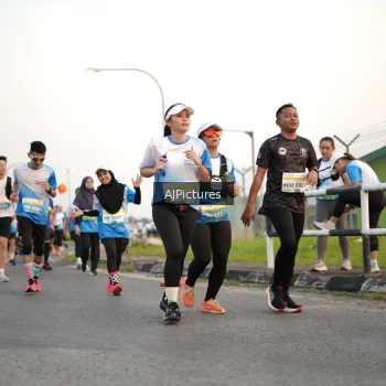 Runner Photo 3436921