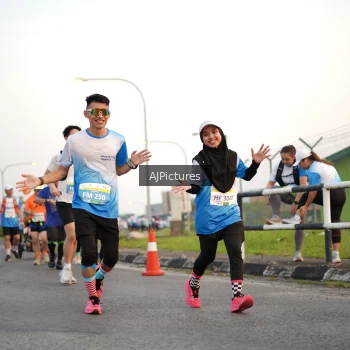 Runner Photo 3436924