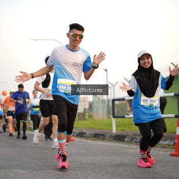 Runner Photo 3436925