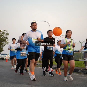Runner Photo 3436932