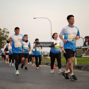 Runner Photo 3436942