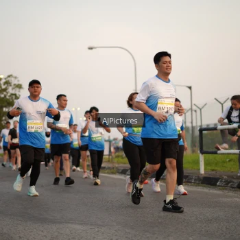 Runner Photo 3436943