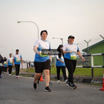 Runner Photo 3436970