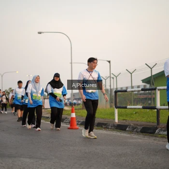 Runner Photo 3436976