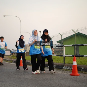 Runner Photo 3436978