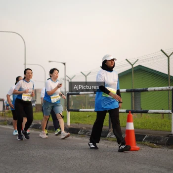 Runner Photo 3436987