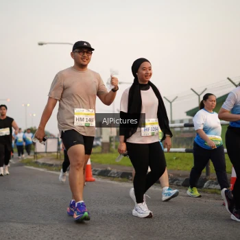 Runner Photo 3436991