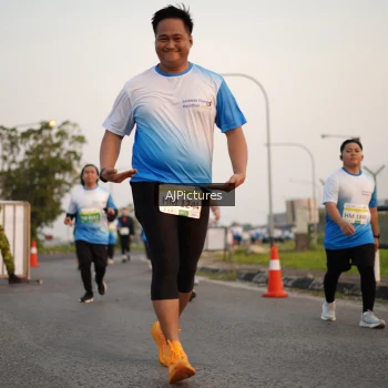 Runner Photo 3436992