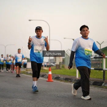 Runner Photo 3437005