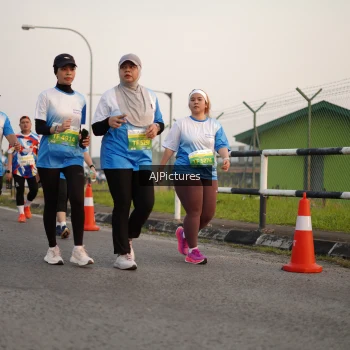 Runner Photo 3437012