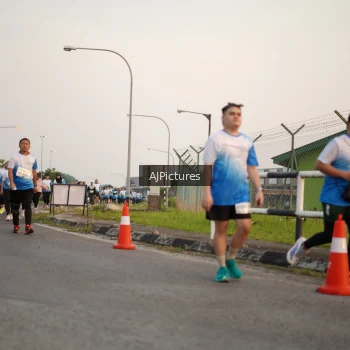 Runner Photo 3437018