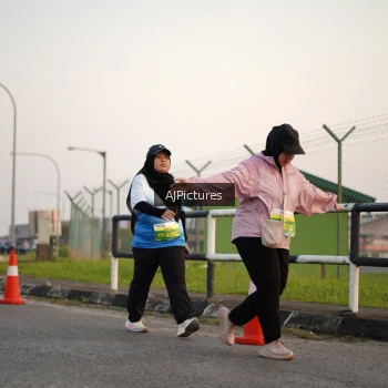 Runner Photo 3437028