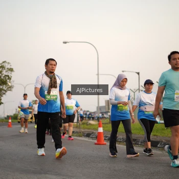Runner Photo 3437038