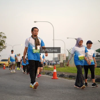 Runner Photo 3437039