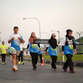 Runner Photo 3437045