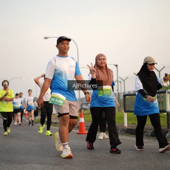 Runner Photo 3437047