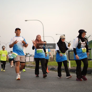 Runner Photo 3437049