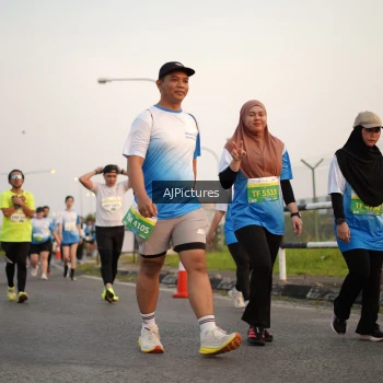 Runner Photo 3437050