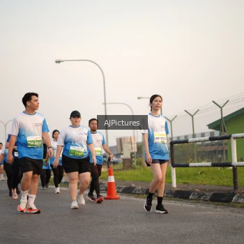 Runner Photo 3437056