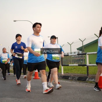 Runner Photo 3437058